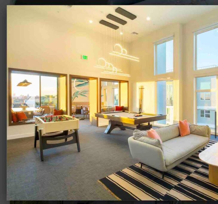 Ferienwohnung Relax On Wilshire With A View Los Angeles Exterior foto