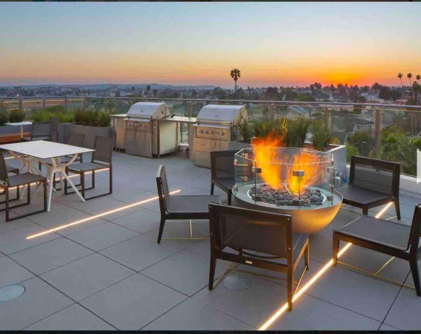 Ferienwohnung Relax On Wilshire With A View Los Angeles Exterior foto